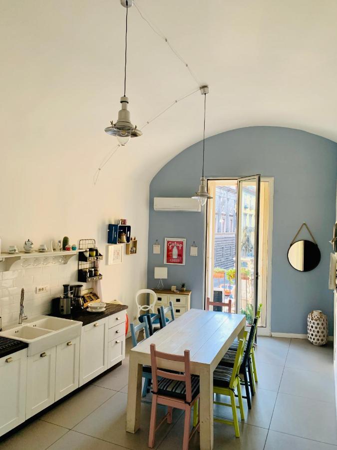 A Casa Di Anna Bed & Breakfast เนเปิลส์ ภายนอก รูปภาพ