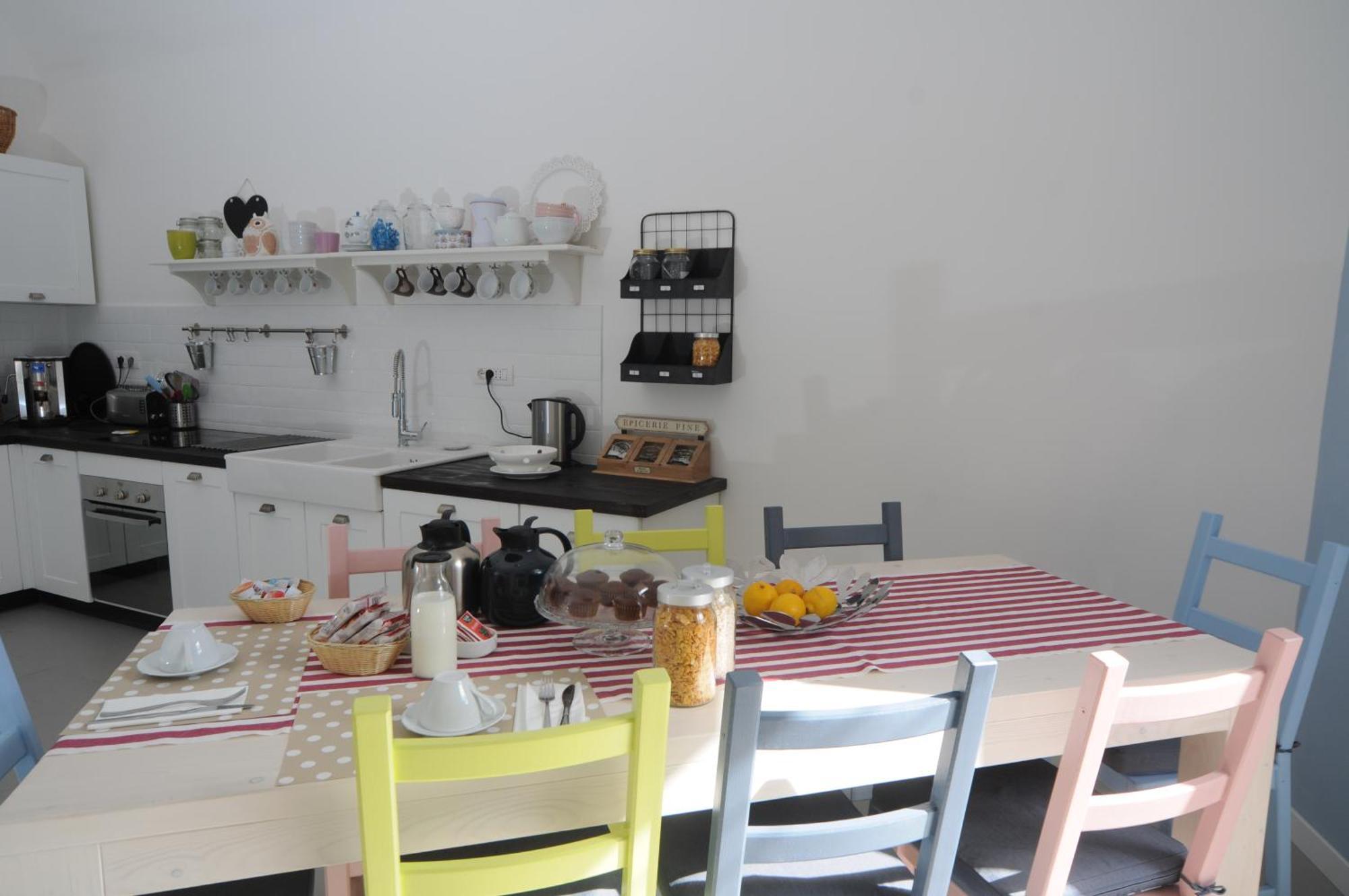A Casa Di Anna Bed & Breakfast เนเปิลส์ ภายนอก รูปภาพ